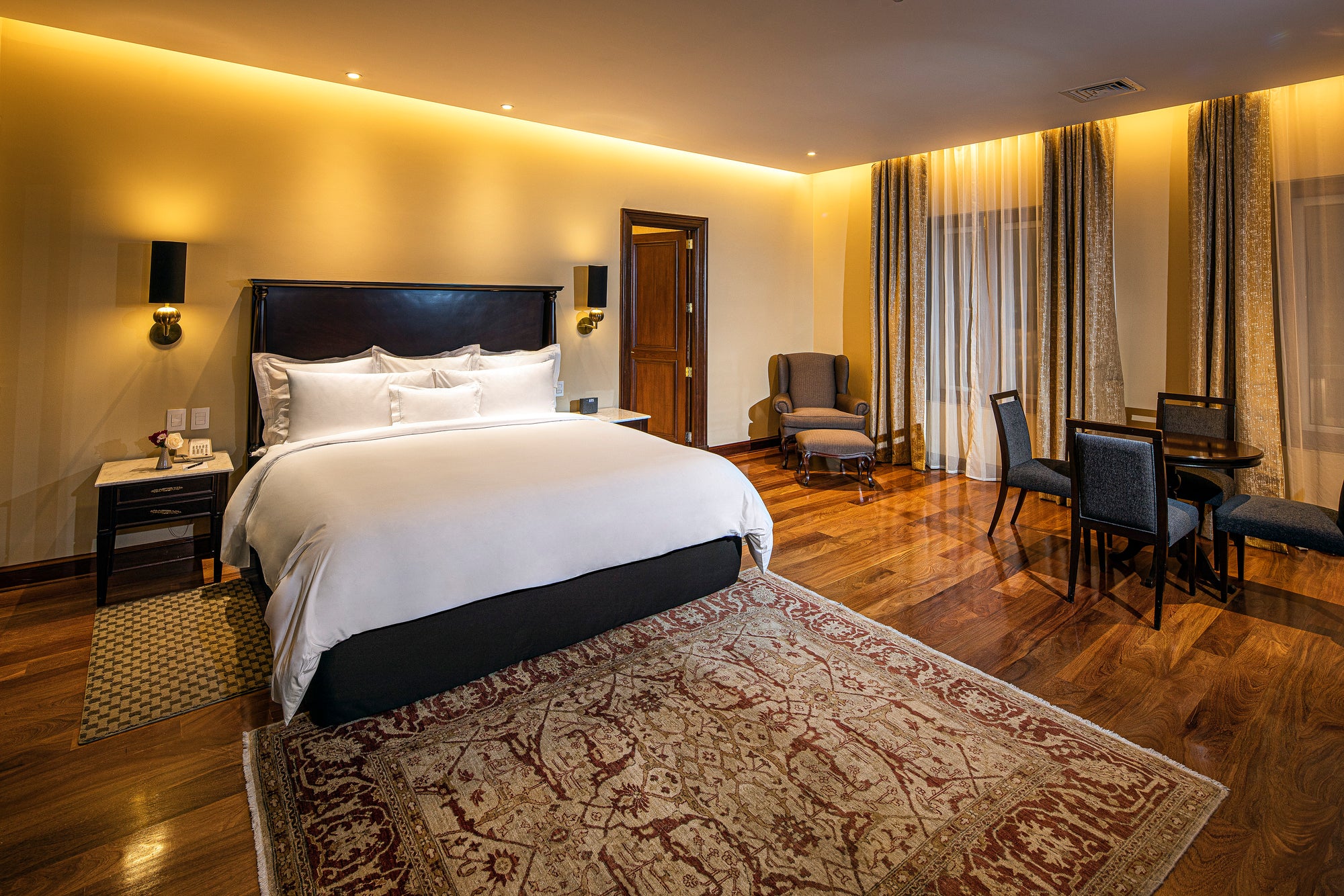 Country Club Lima Hotel : Country Club Suite Golf View