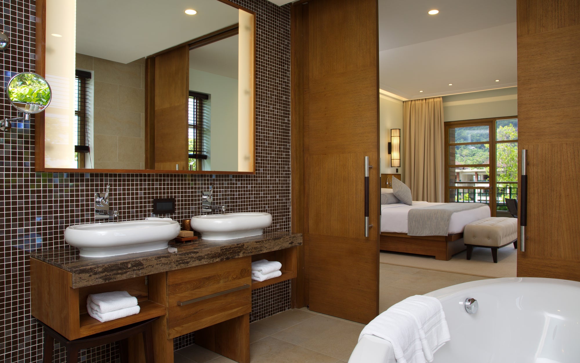 Savoy Suite (102 sq.m)