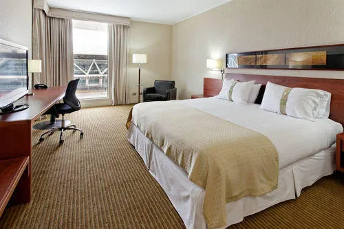 Room gallery image 2.