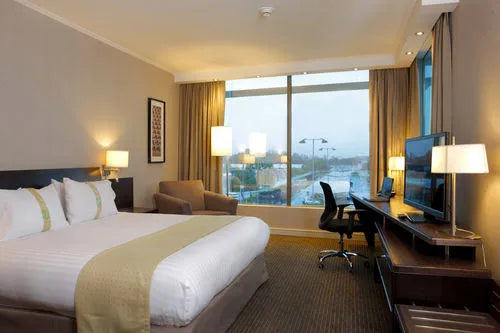 Room gallery image 1.