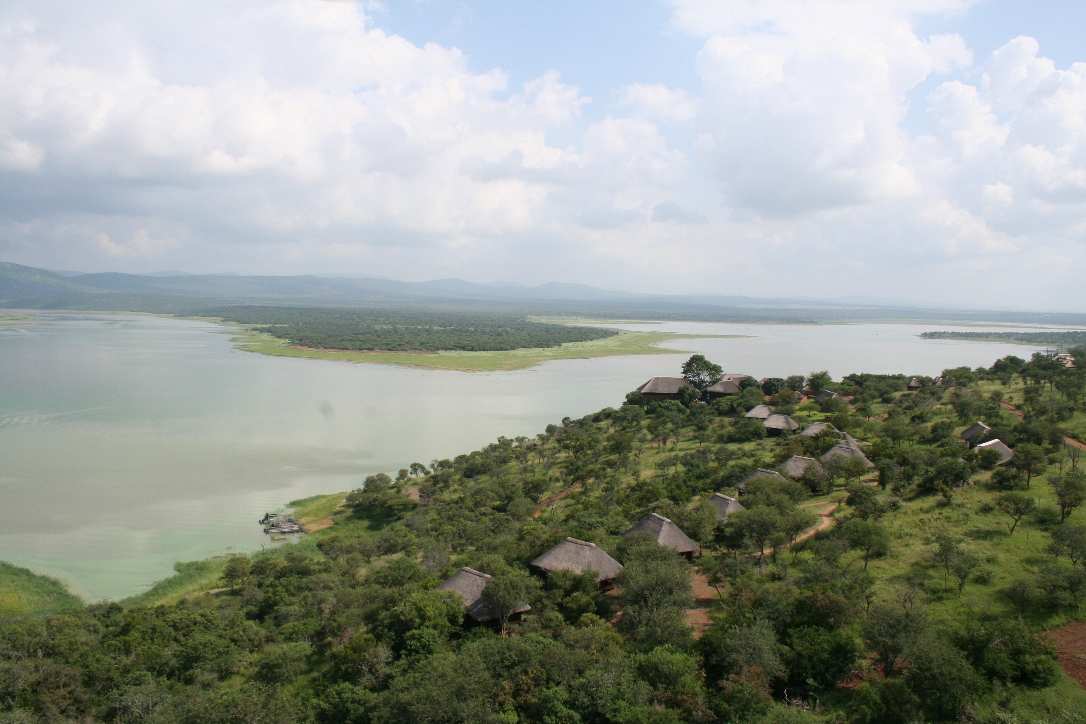 Nkwazi Lake Lodge