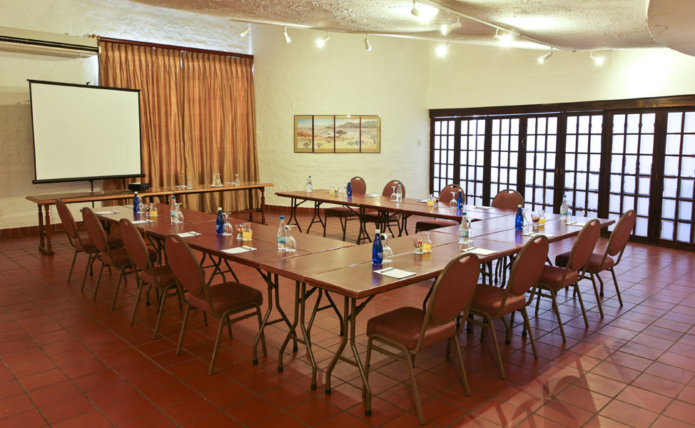 Protea Hotel by Marriott Oudtshoorn Riempie Estate