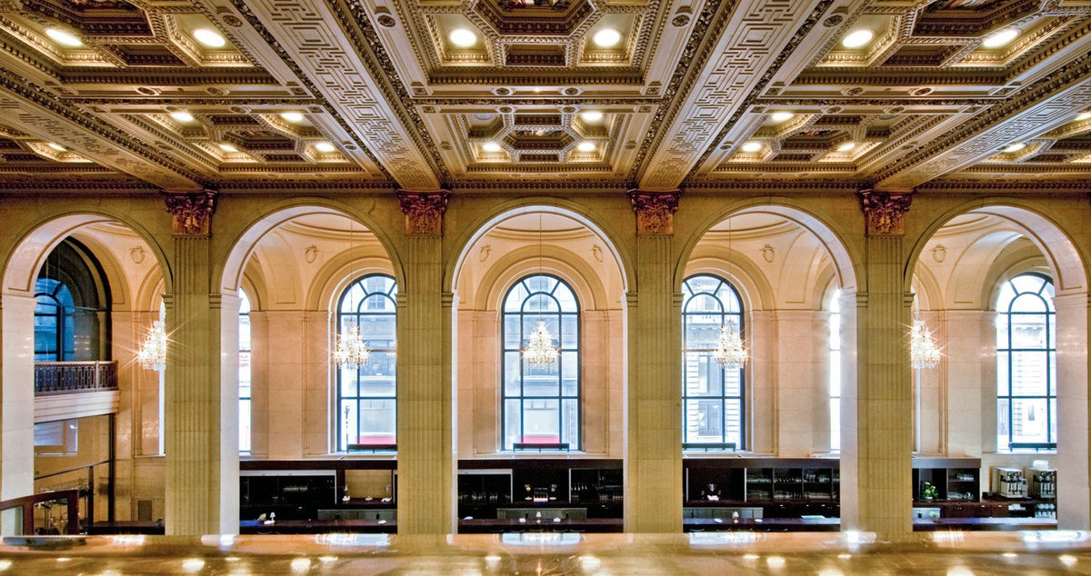 One King West Hotel & Residence