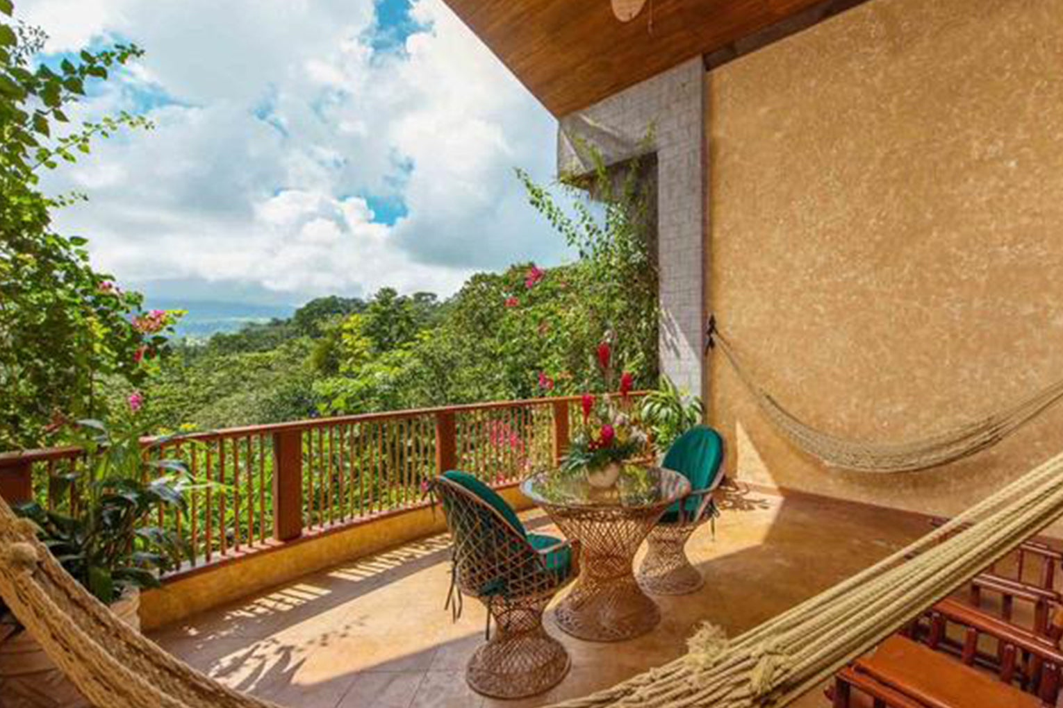 Alta Vista Guest Room