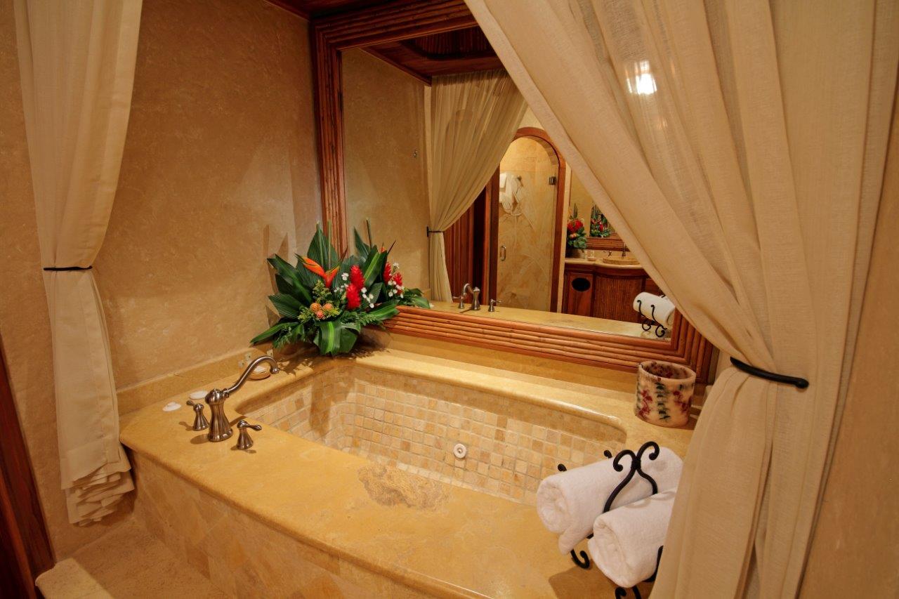 Honeymoon Vista Guest Room