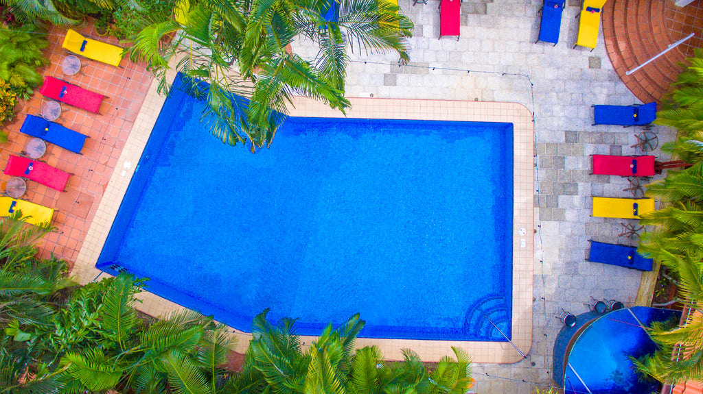Piscina Principal de Hotel Villas Lirio