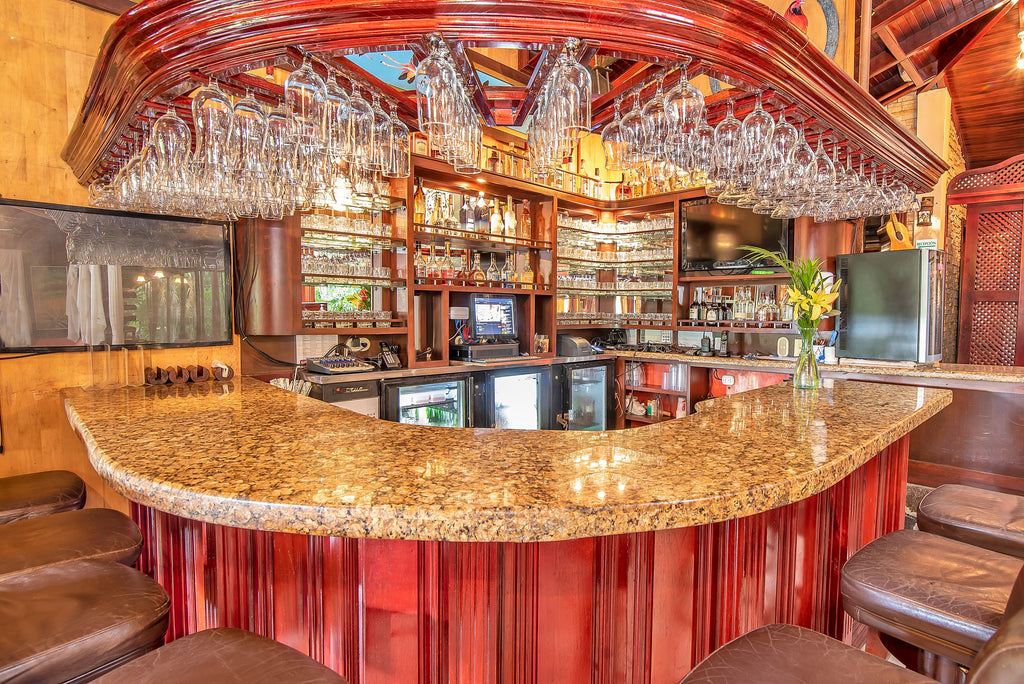 Bar de Hotel Villas Lirio