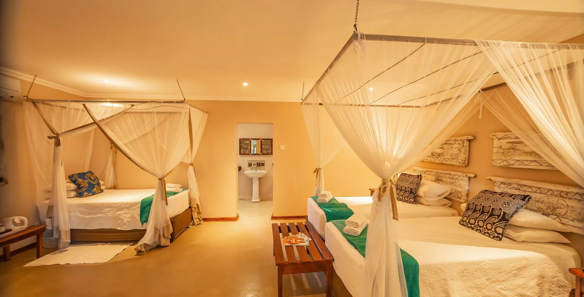 Triple Room at Bayete Guest Lodge, Victoria Falls (Zimbabwe), Zimbabwe.