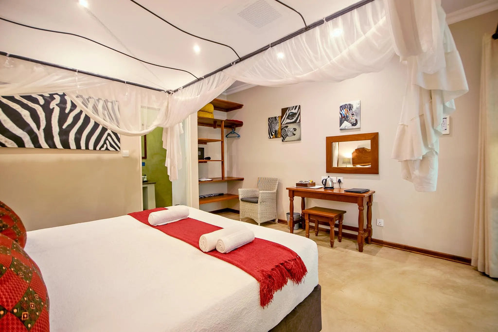 Room gallery image 3.
