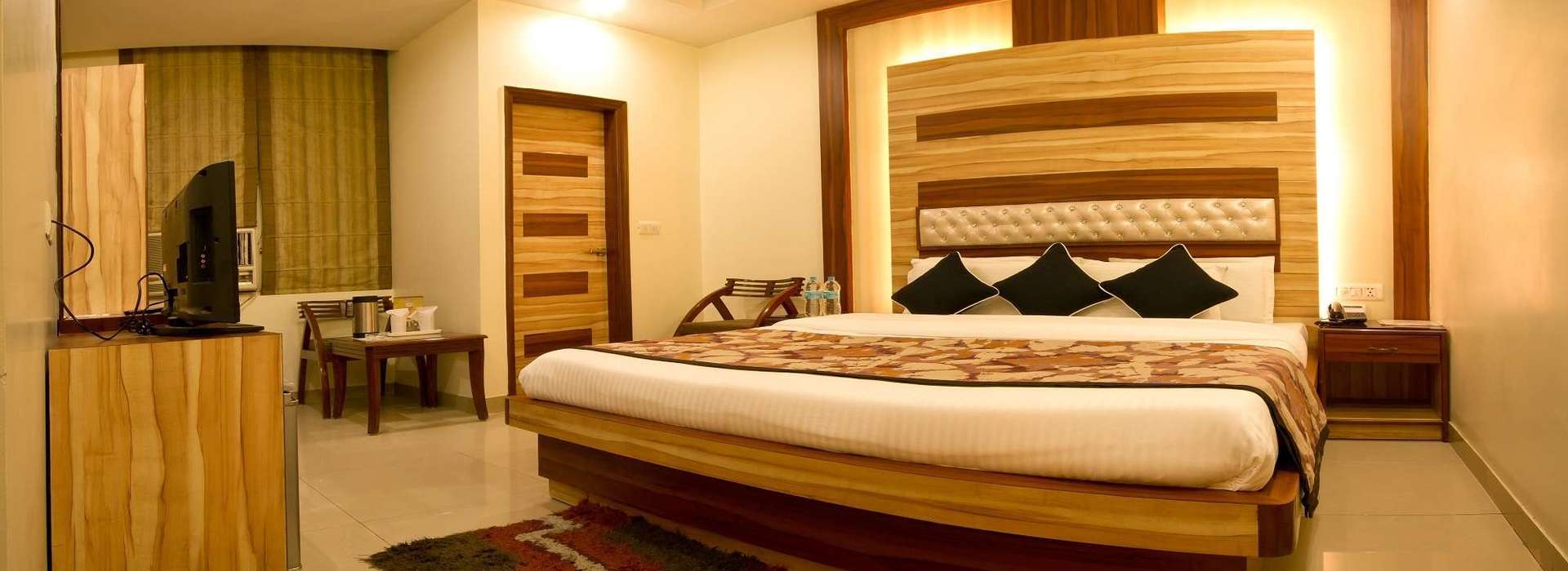 Hotel Aster Inn