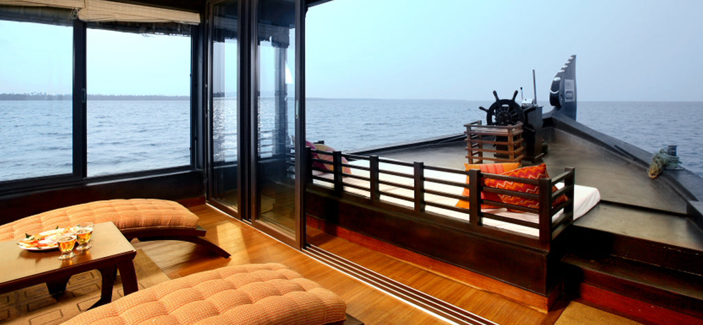 Rainbow Cruises Luxury Houseboat