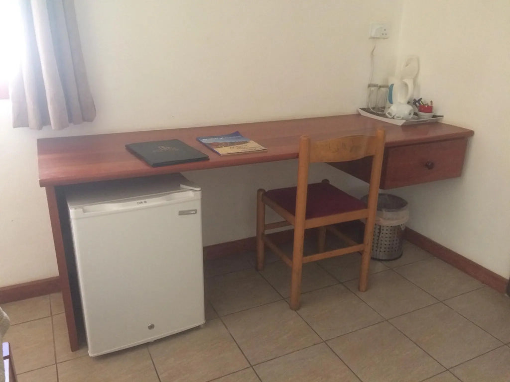 Room gallery image 6.