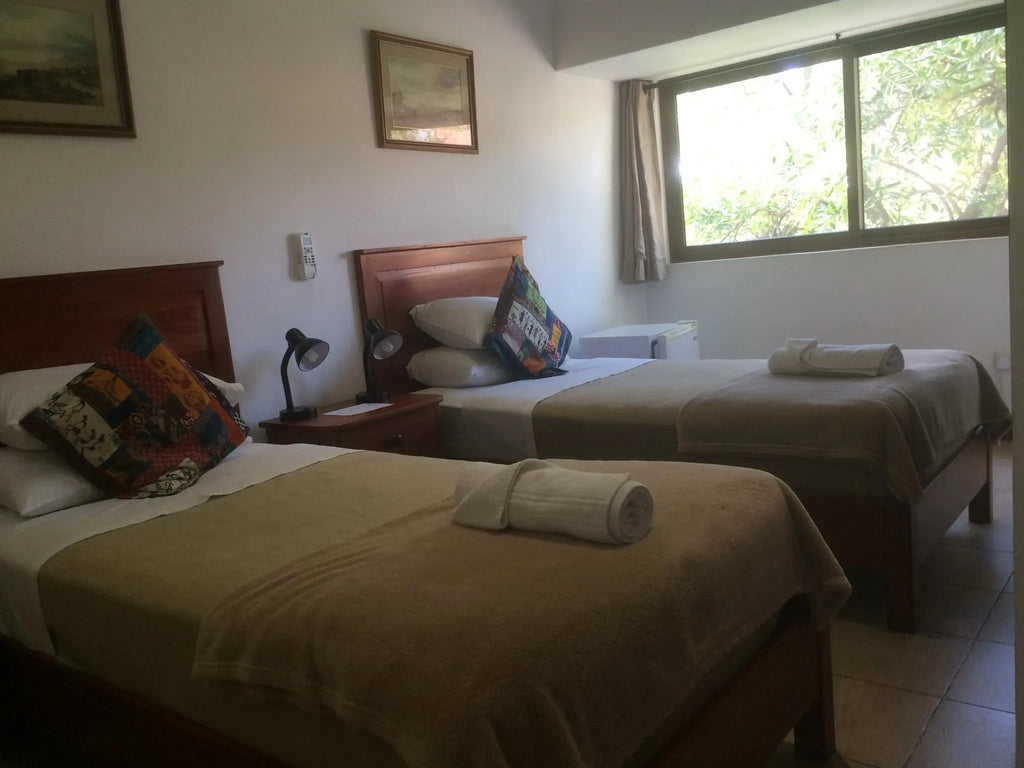 Room gallery image 1.