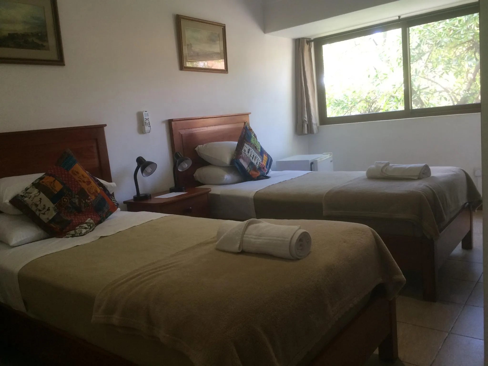 Room gallery image 1.