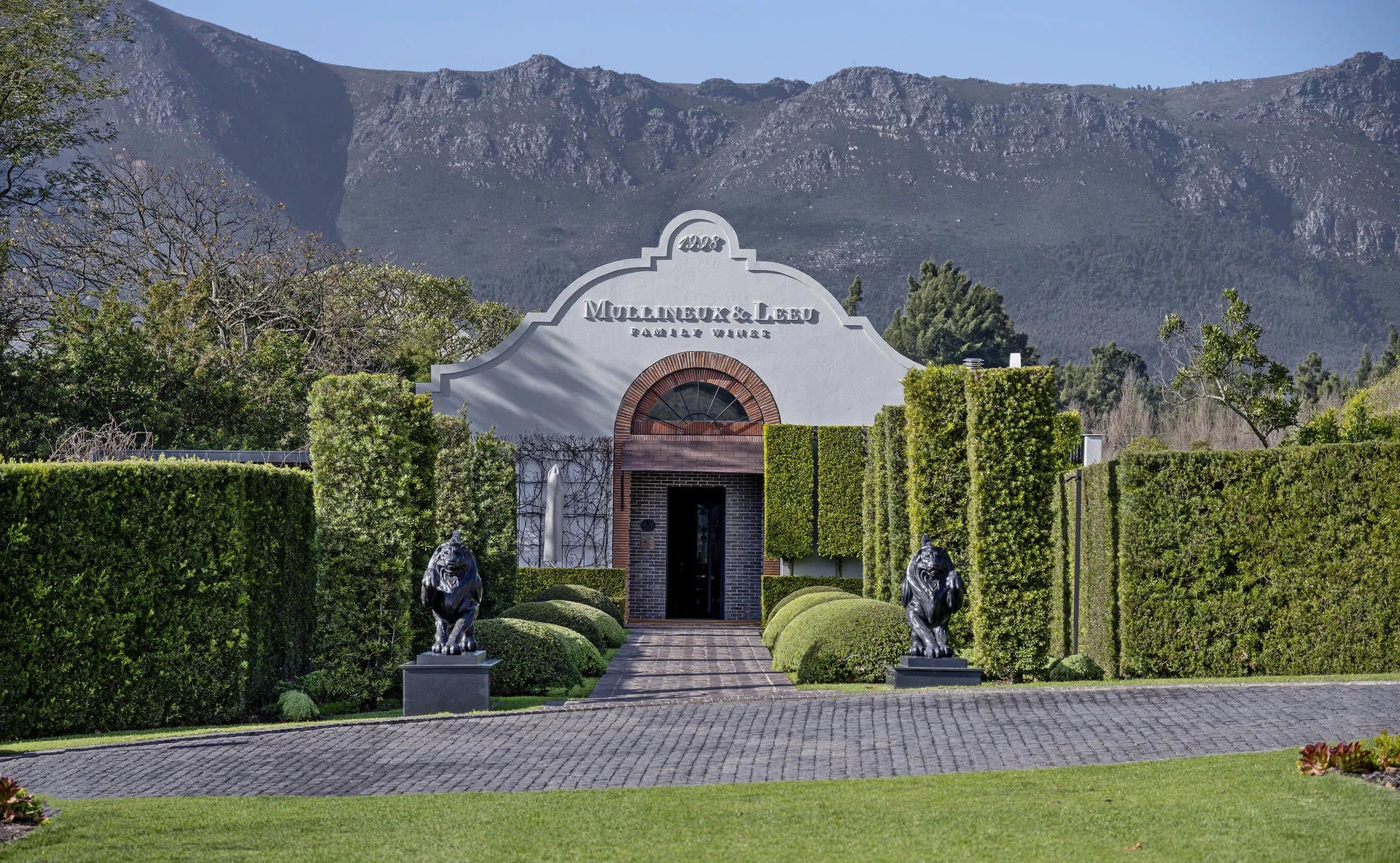 Mullineux and Leeu Family Wines - The Wine Studio