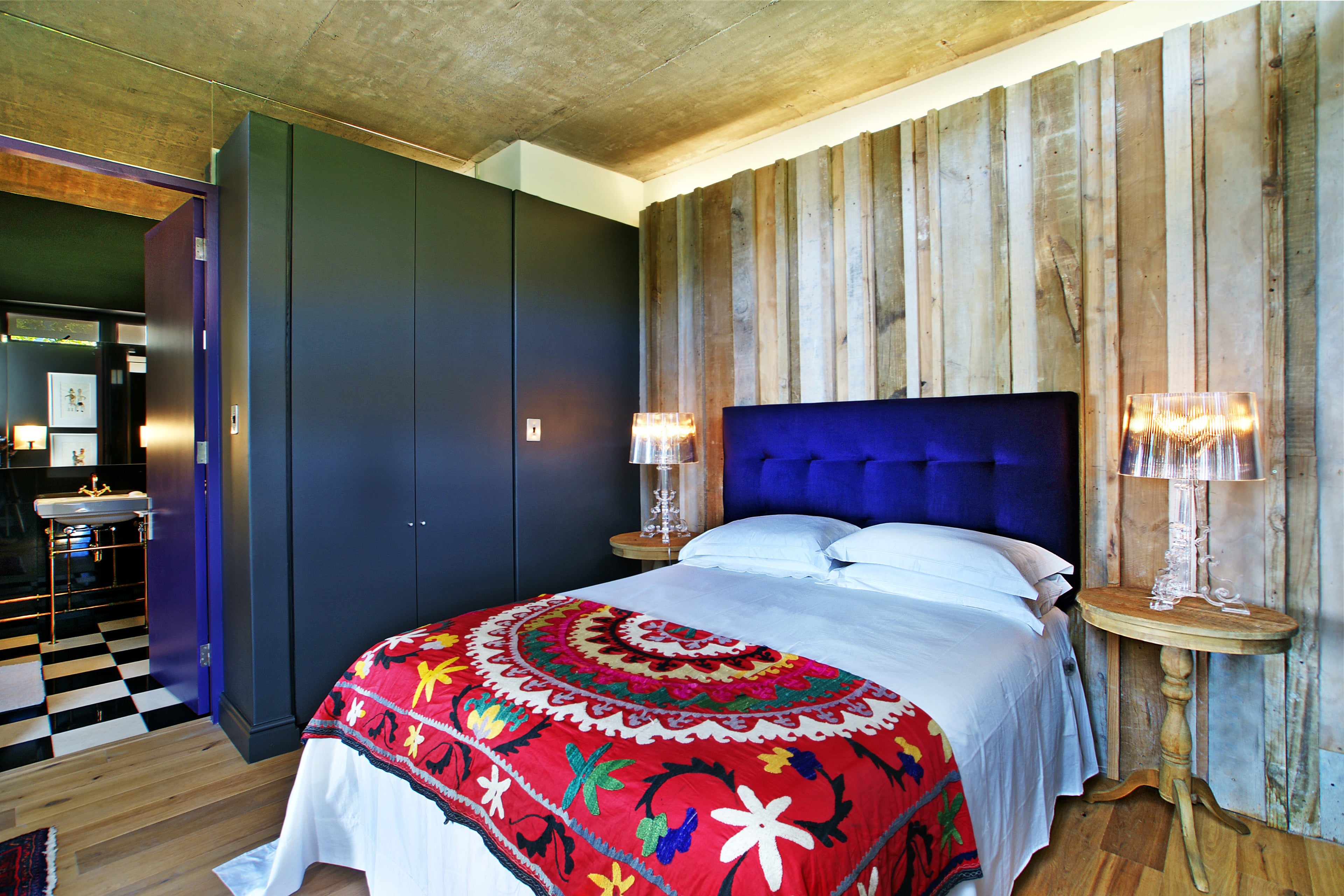 Chic Views - Bedroom