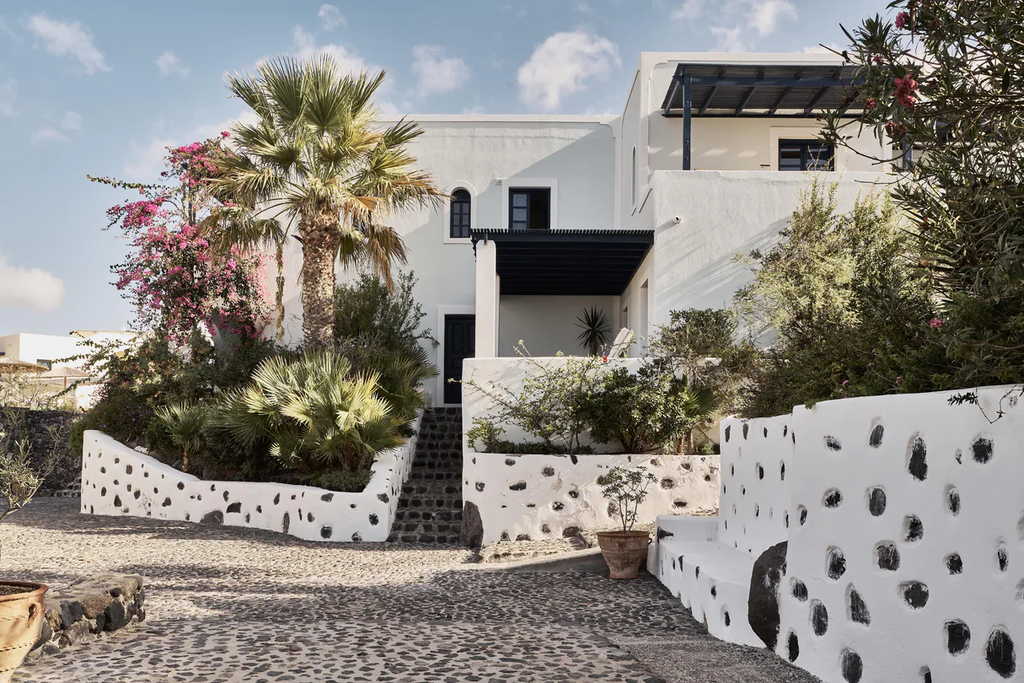 Vedema a Luxury Collection Resort Santorini