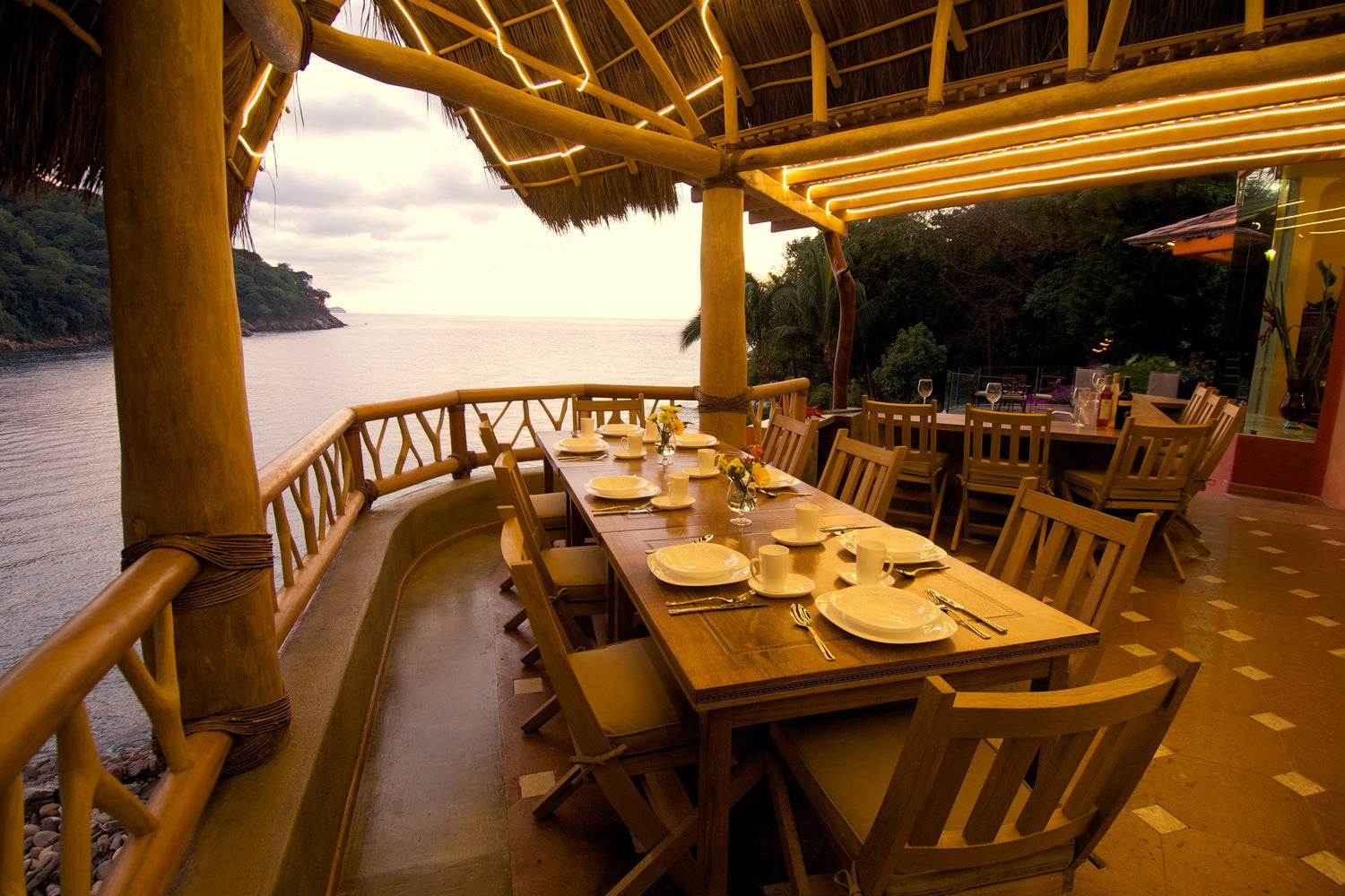 Villa Lala Oceanfront Boutique Hotel