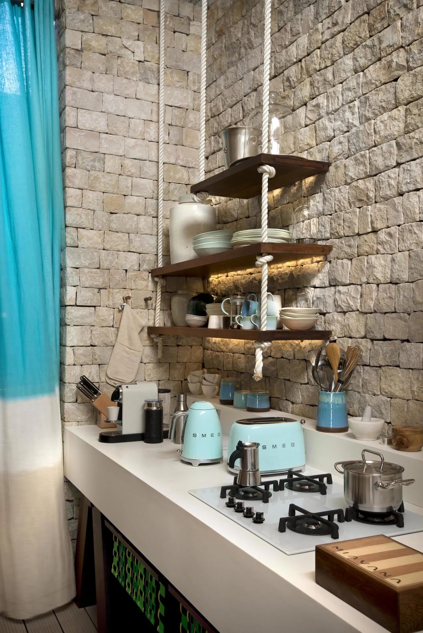 Room gallery image 32.