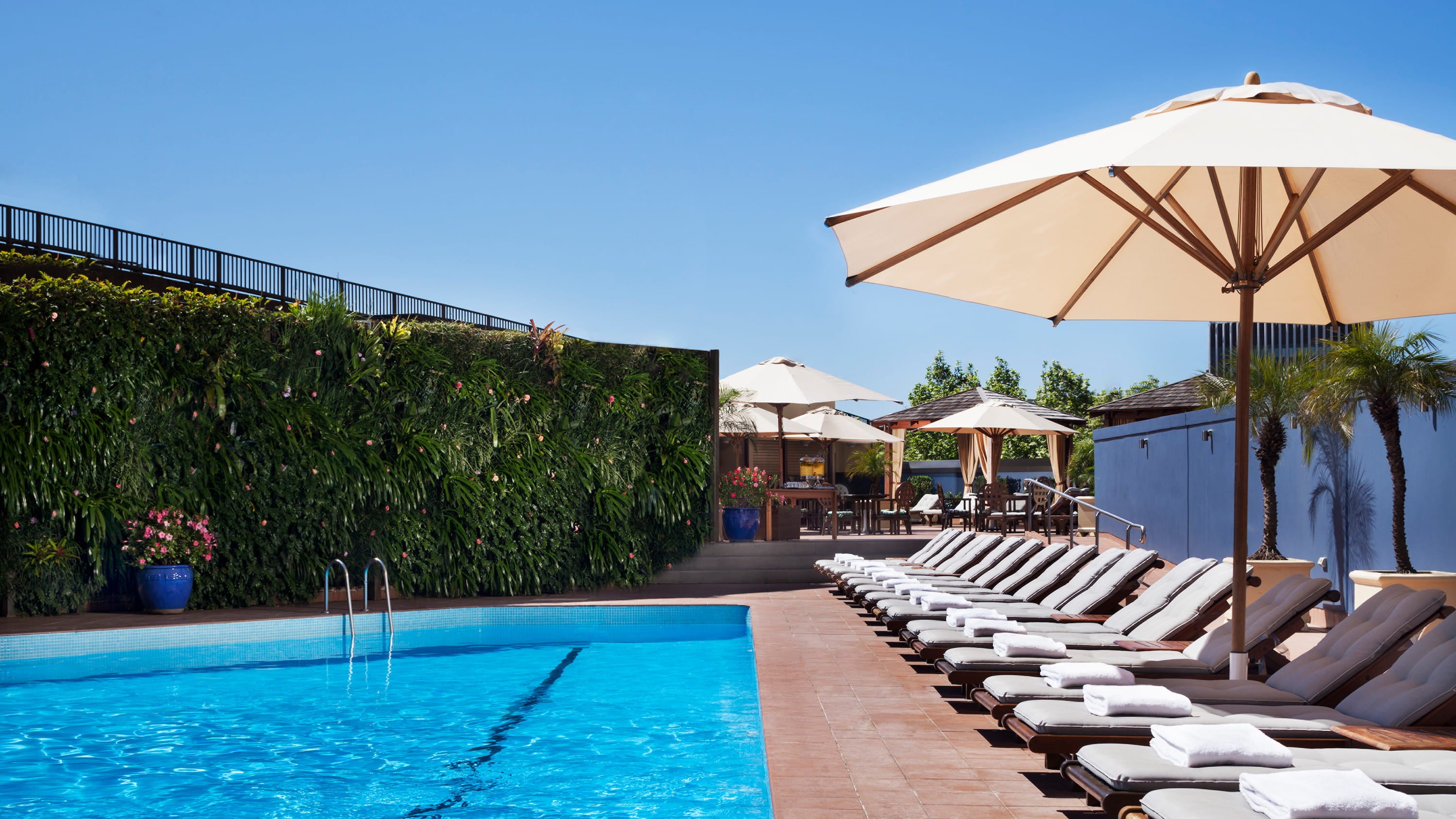 Four Seasons Hotel Sydney