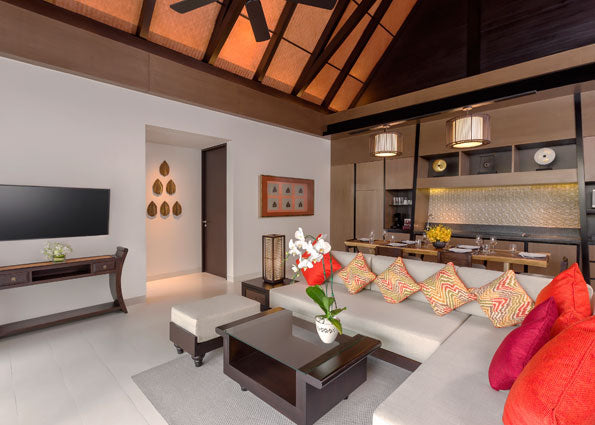 Three Bedroom Connecting Double Pool Residence