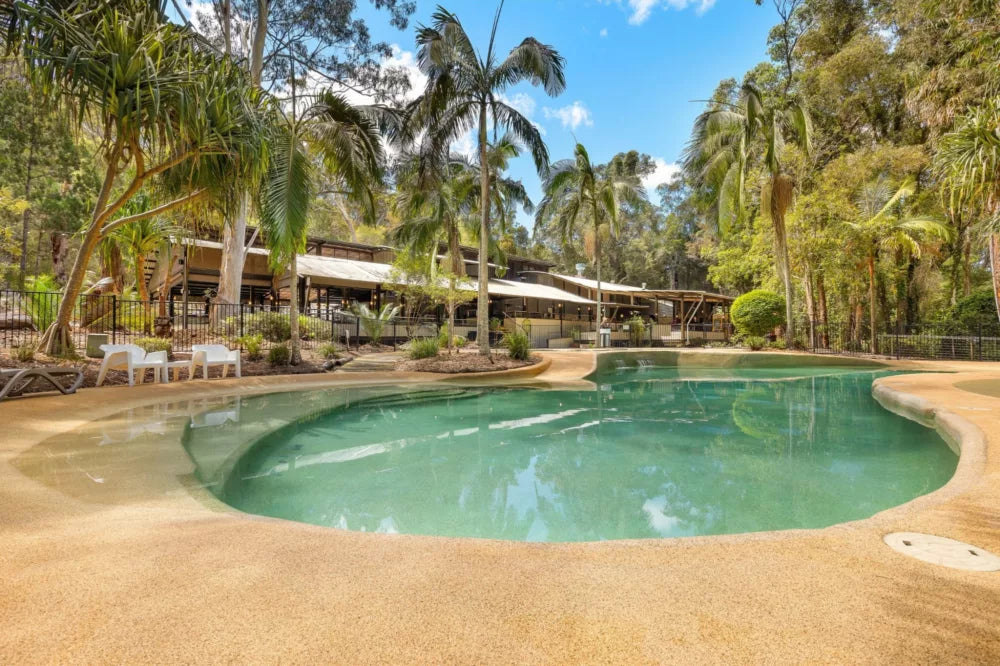 Kingfisher Bay Resort