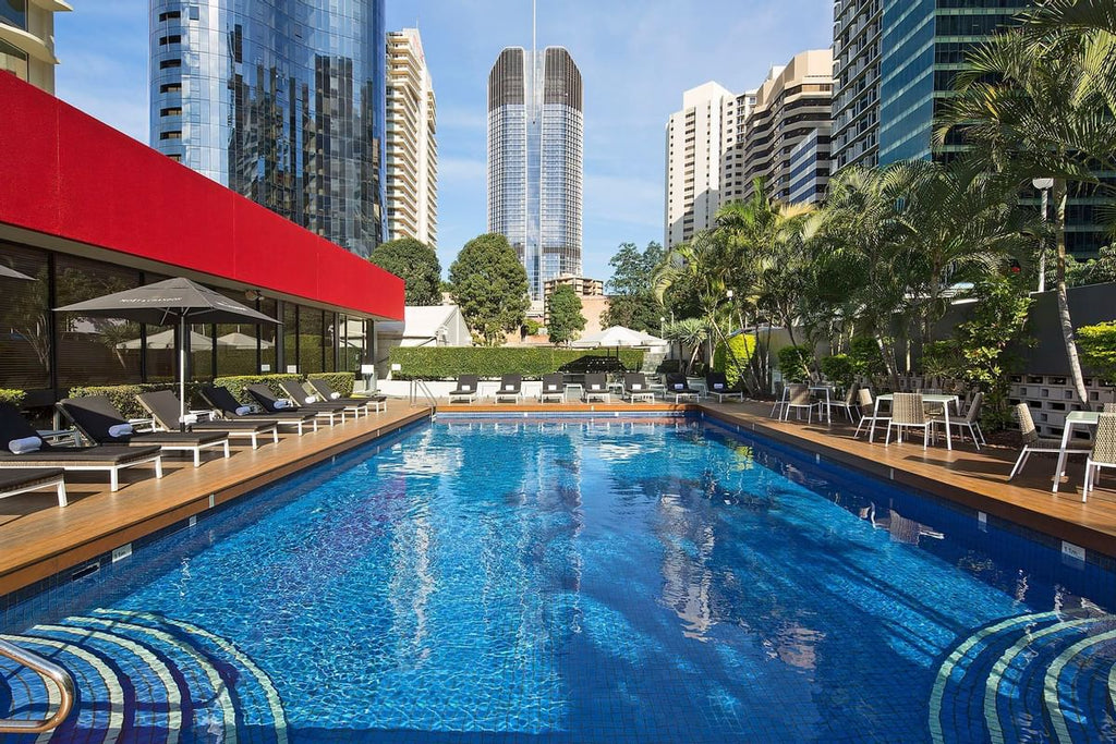 Royal on the Park Hotel & Suites