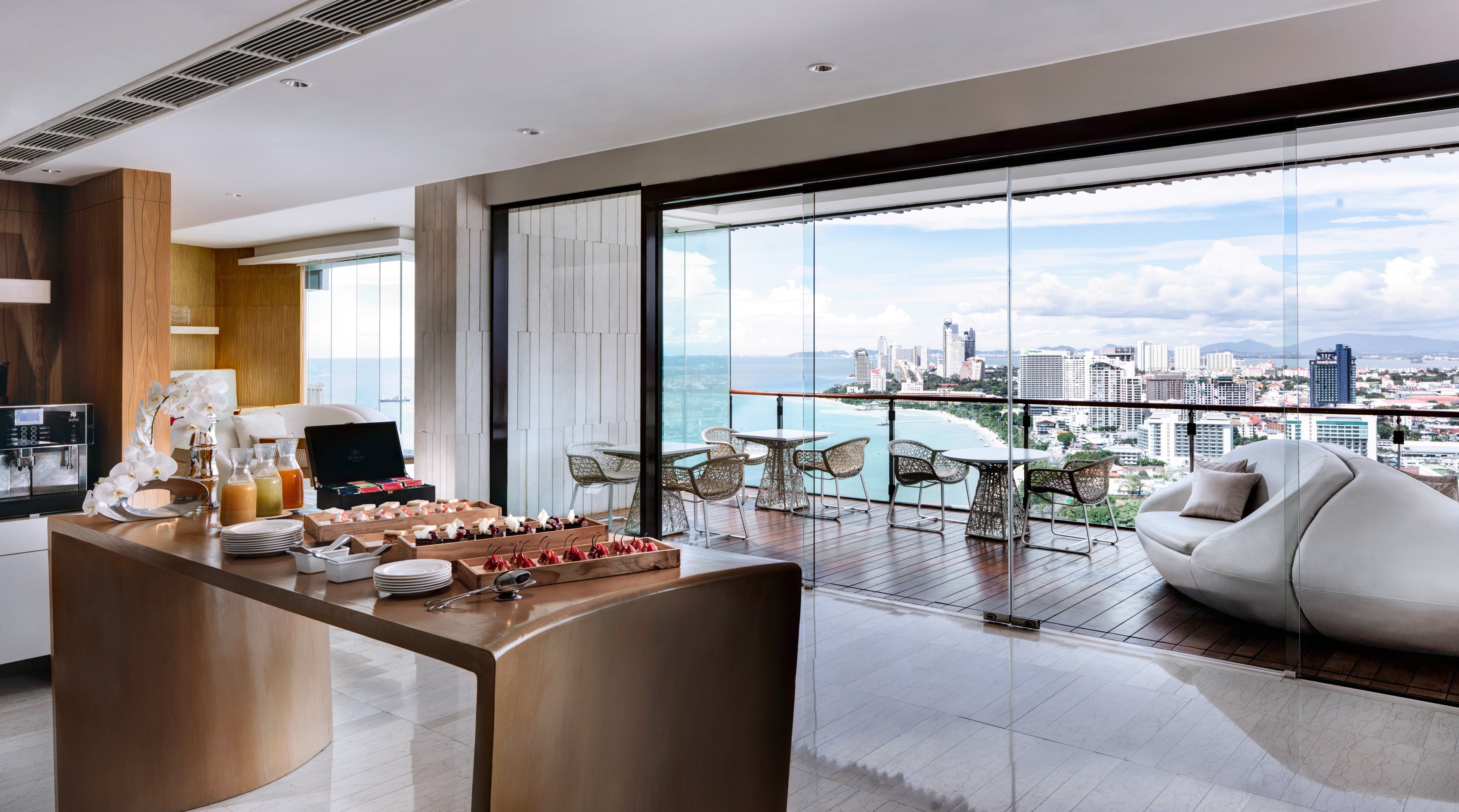 Executive Lounge