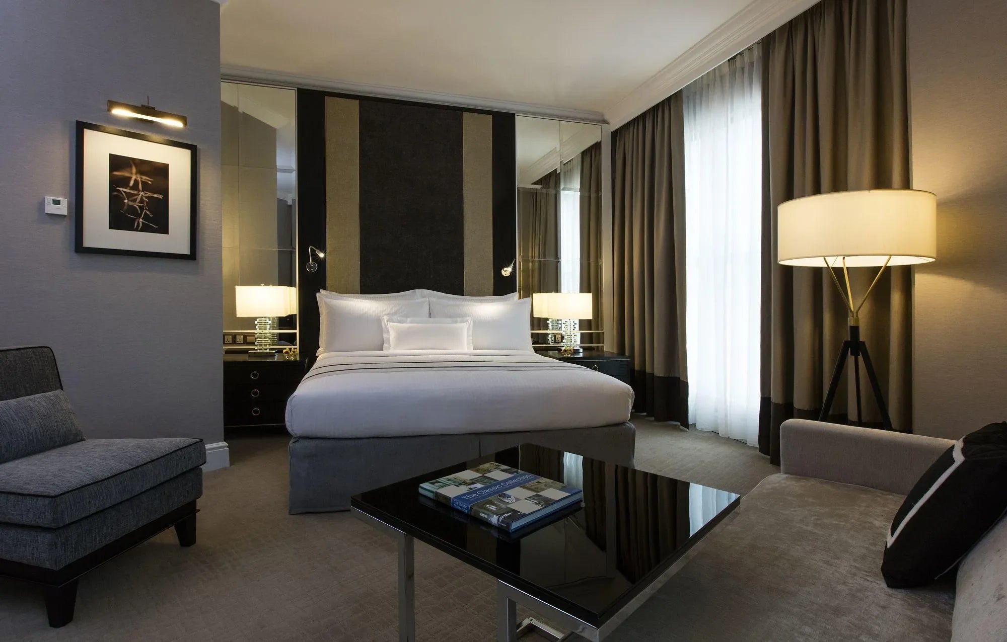 Room gallery image 1.