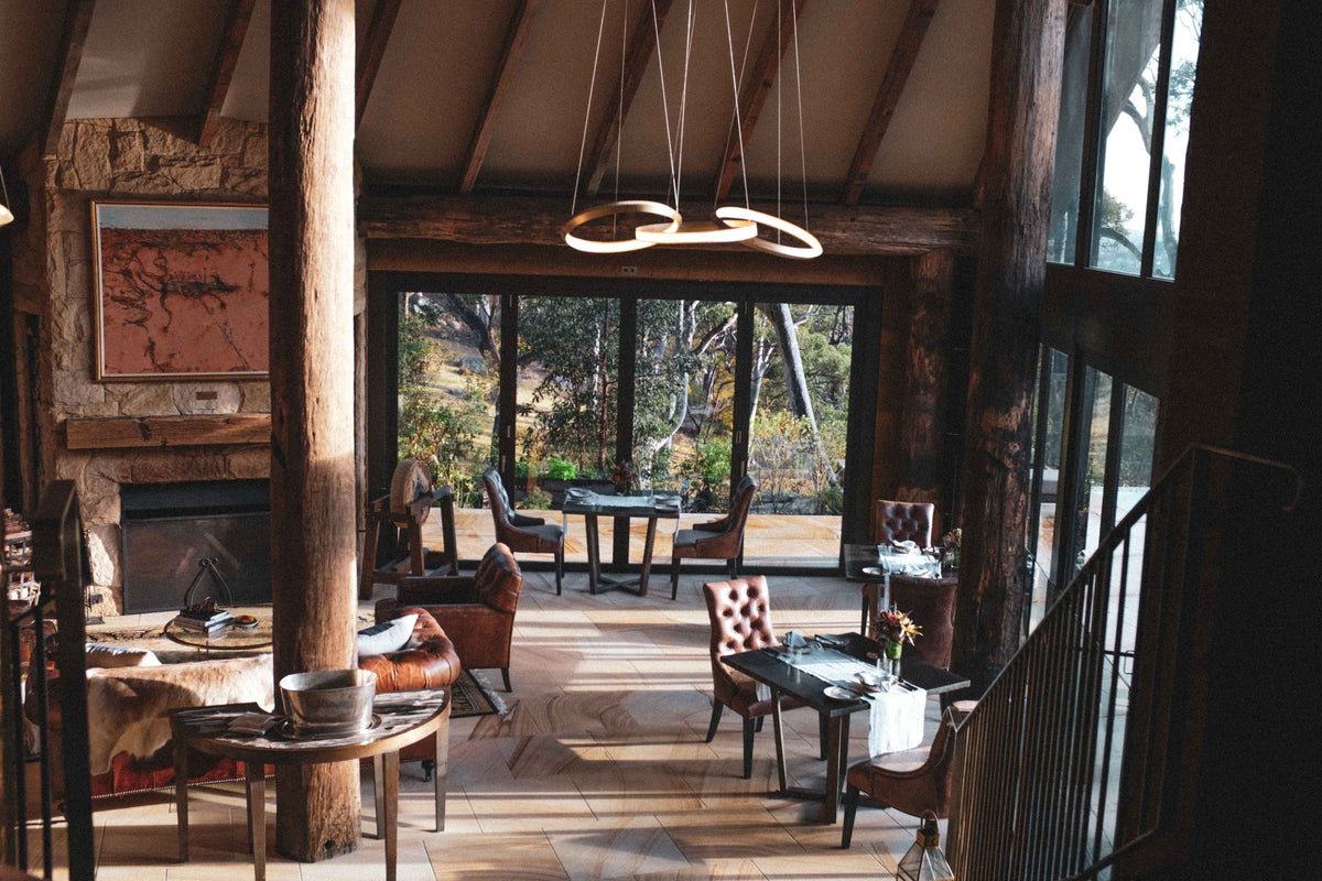 Pretty Beach House Dining Room