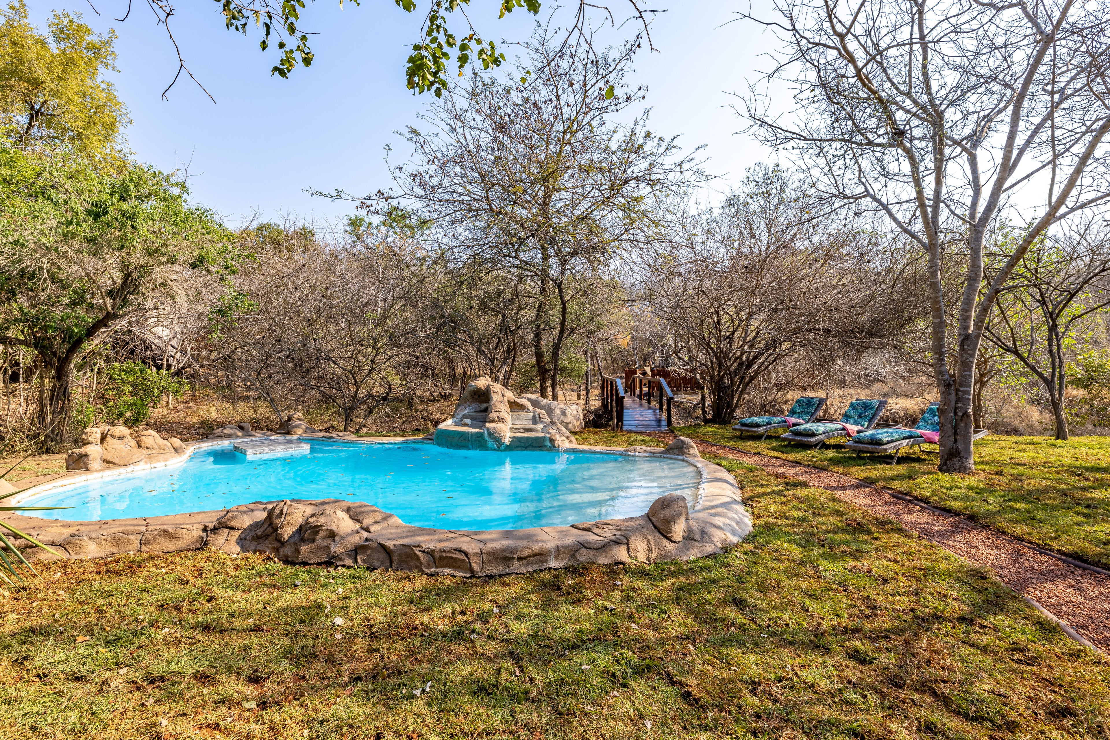 Swimming pool