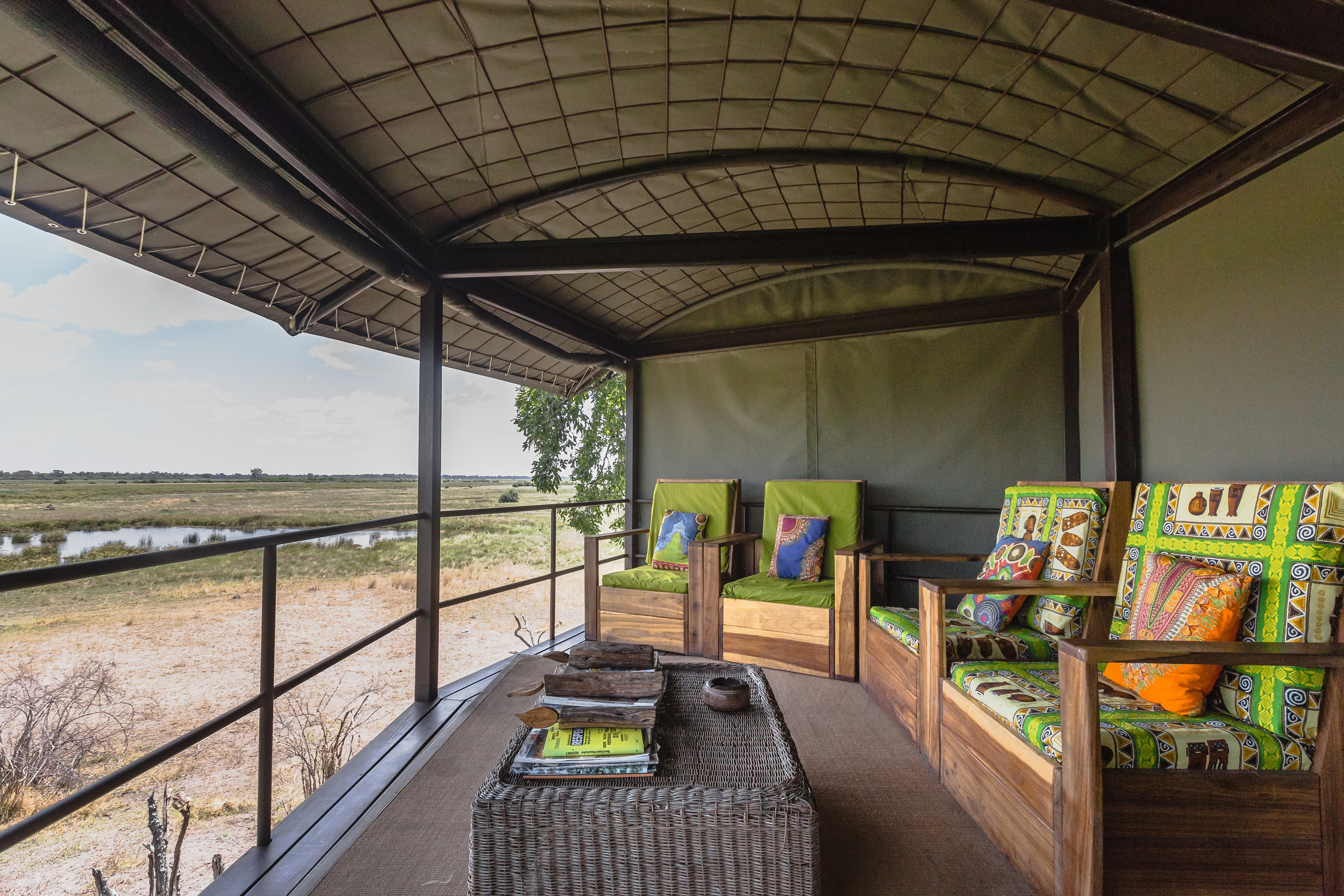 Tower Lounger Area View