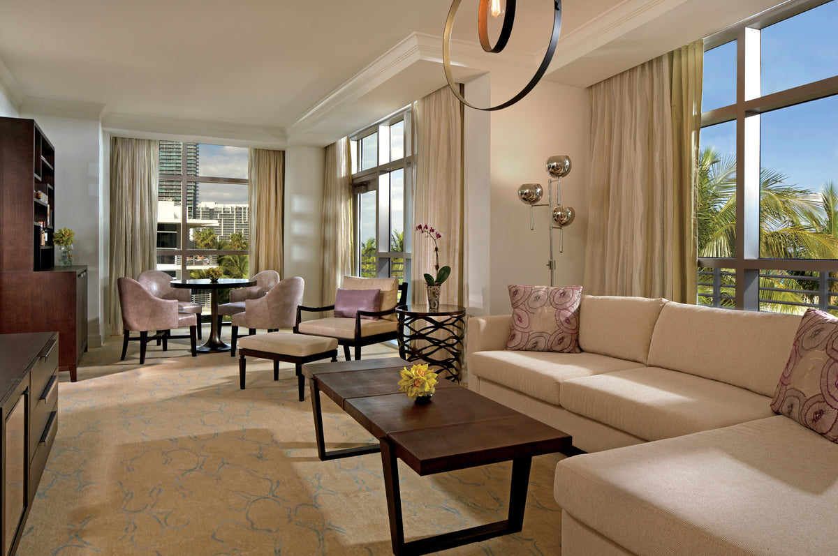 Lanai Oceanfront Suite