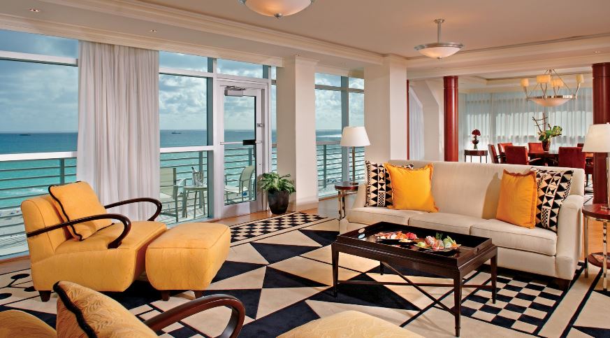 The Ritz-Carlton Suite 