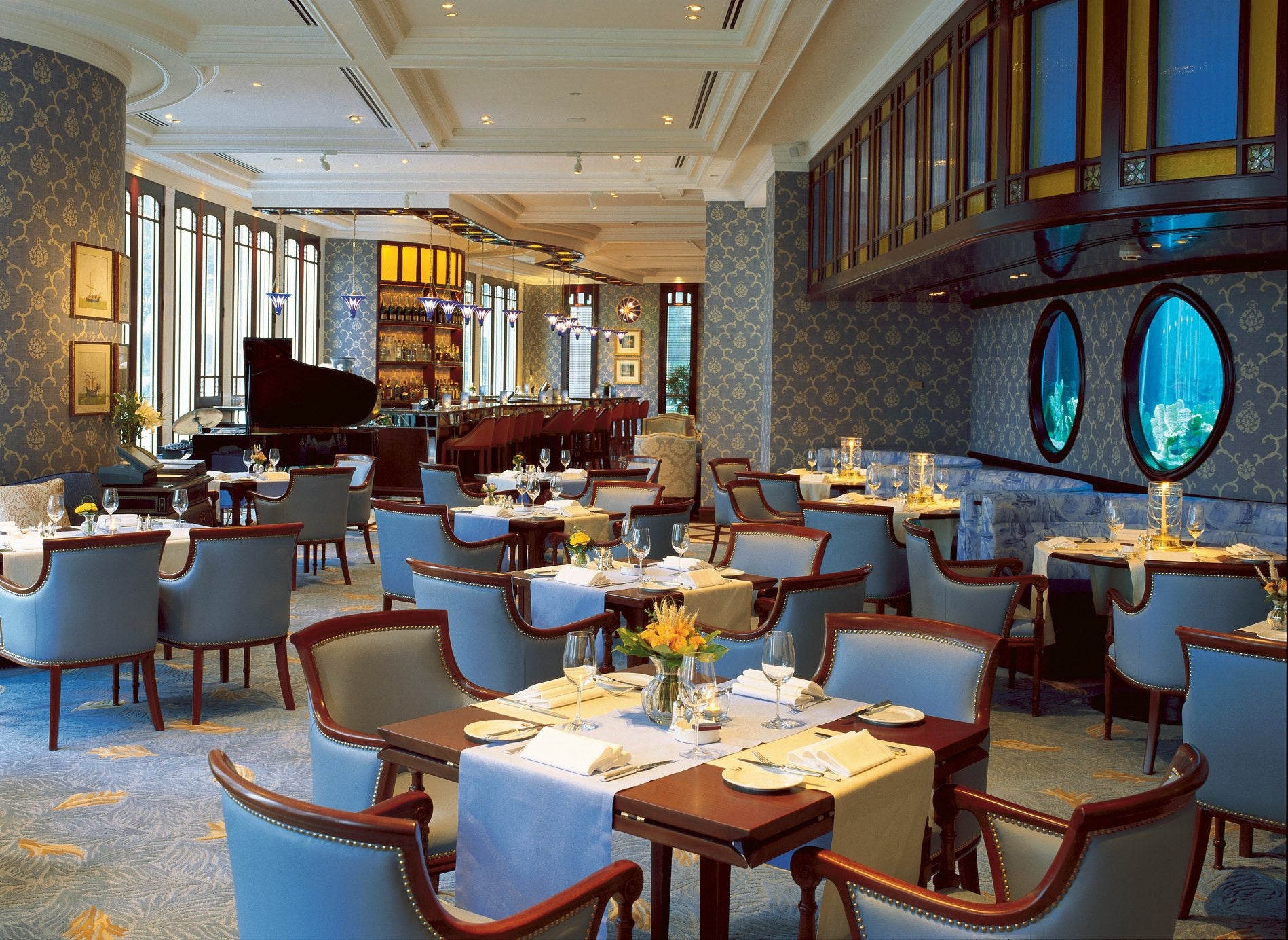 Island Shangri-La Hong Kong