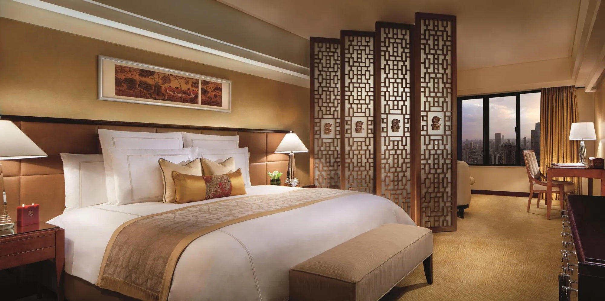 Club Business Studio at The Portman Ritz-Carlton Shanghai, Shanghai, China.