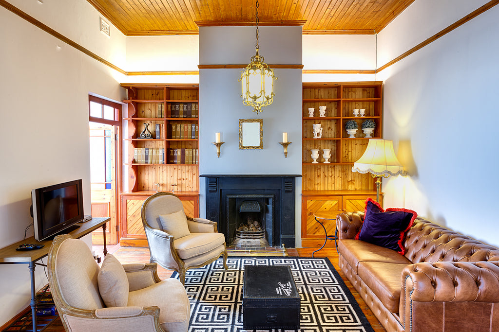 Albert Cottage - Living Room