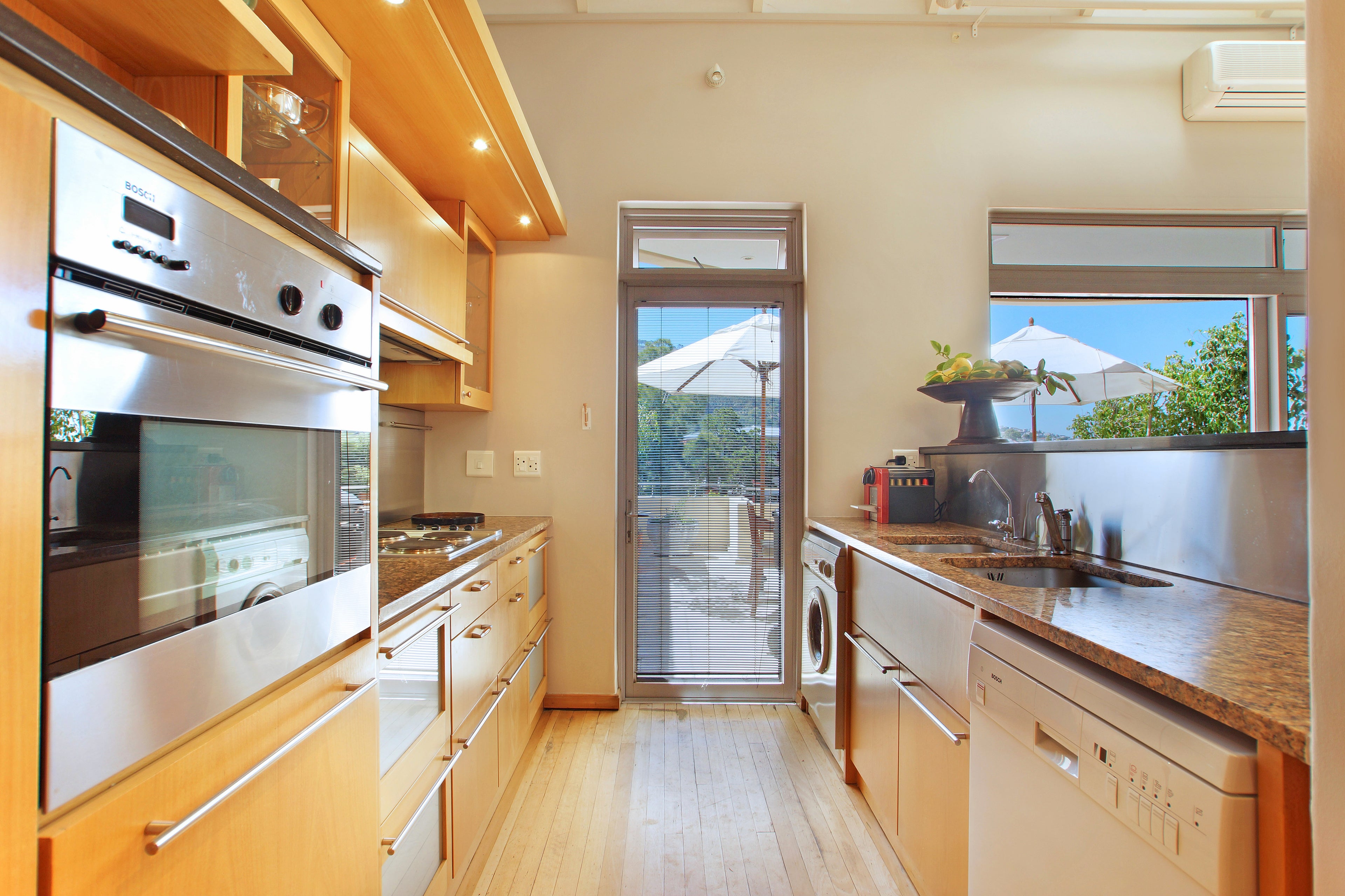 Palmkloof Penthouse - Kitchen