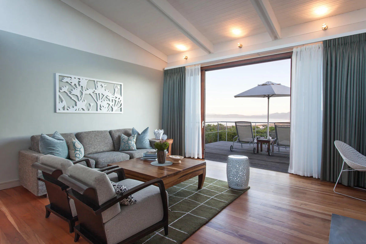 One-Bedroom Luxury Suite
