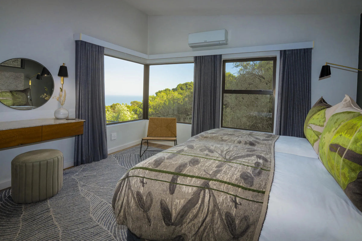 Two-Bedroom Luxury Family Suite