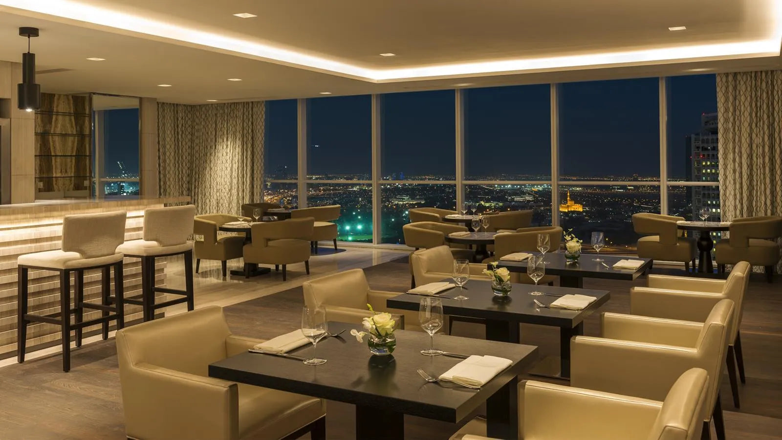 Sheraton Grand Hotel, Dubai, United Arab Emirates gallery image 6.