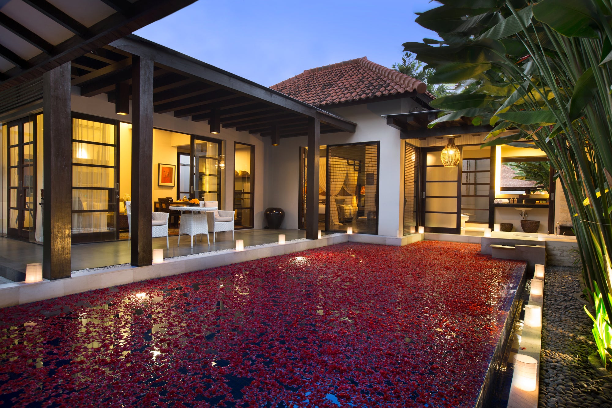 Thousand Flowers Romantic Dinner