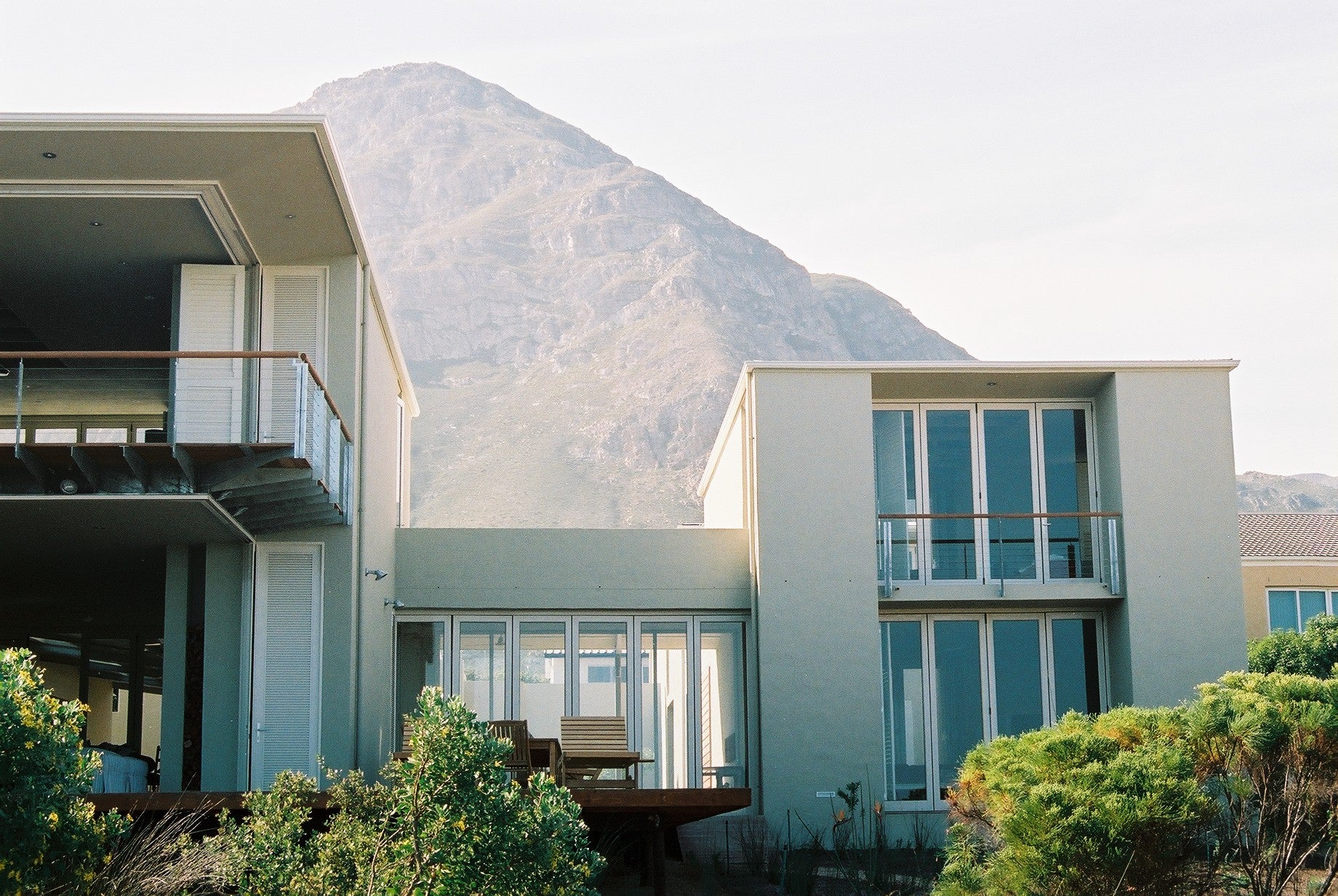 Mosselberg on Grotto Beach