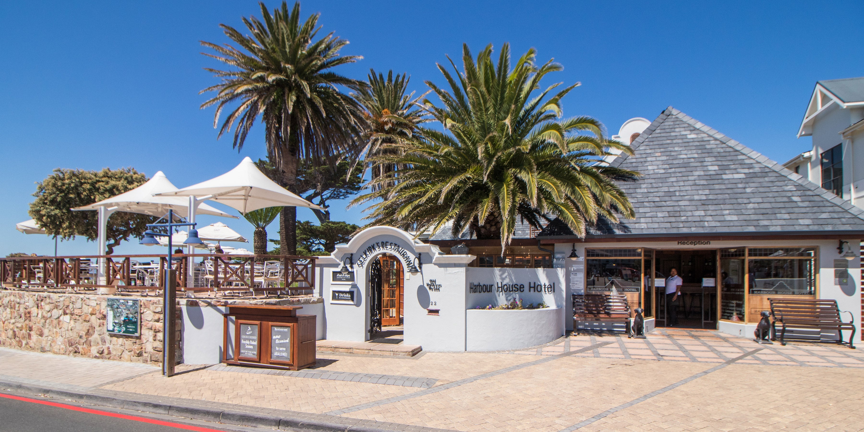 Harbour House Hotel | Entrance
