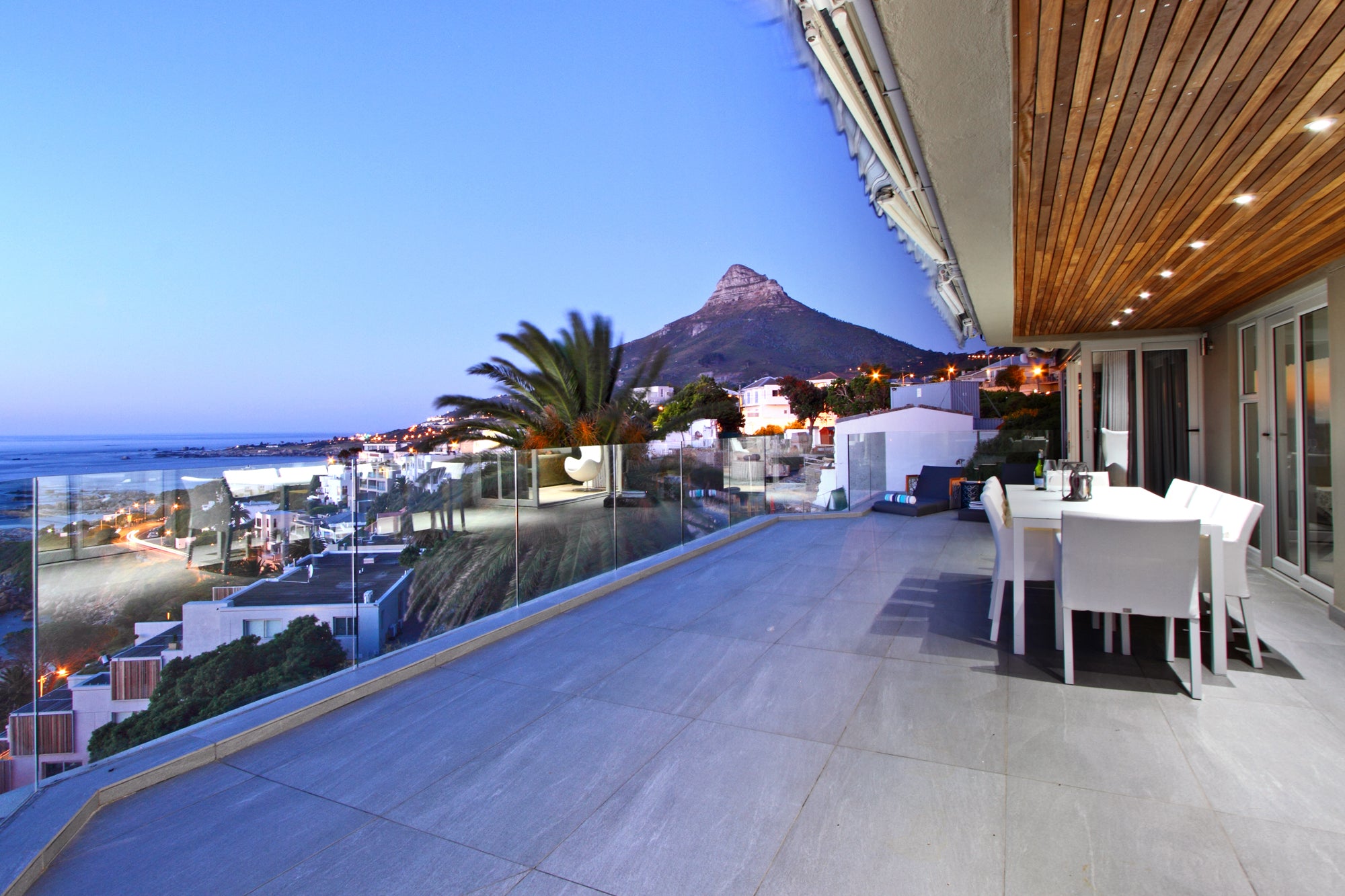 Spacious balcony with a view of Lions Head