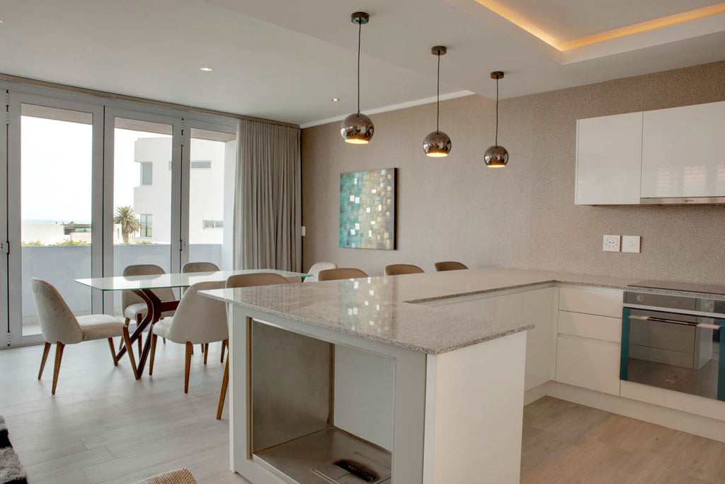 Kitchen and dining area