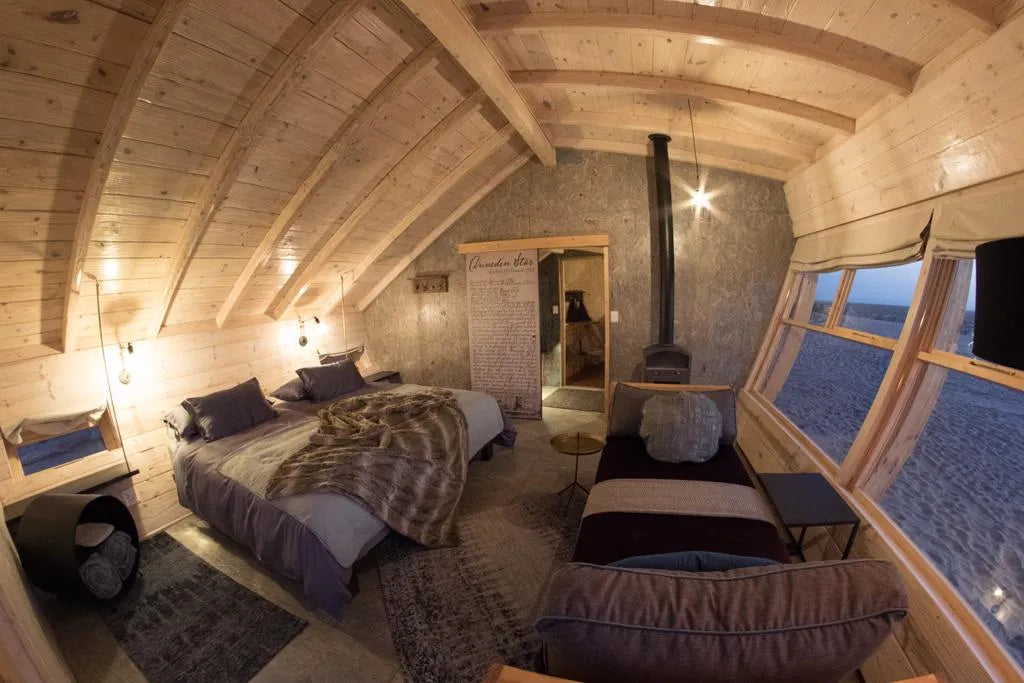 Room gallery image 1.