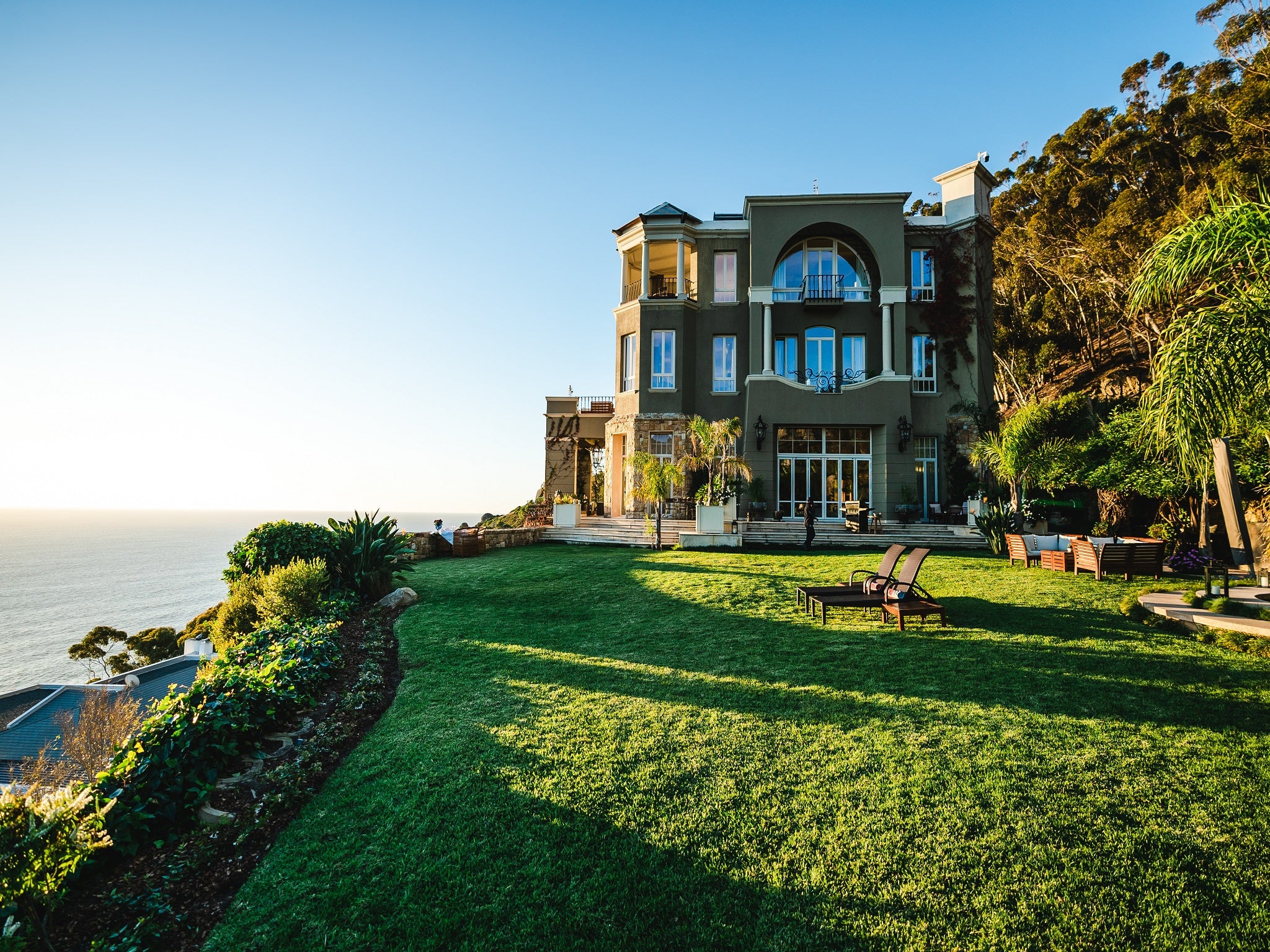 21 Nettleton : Sunrise