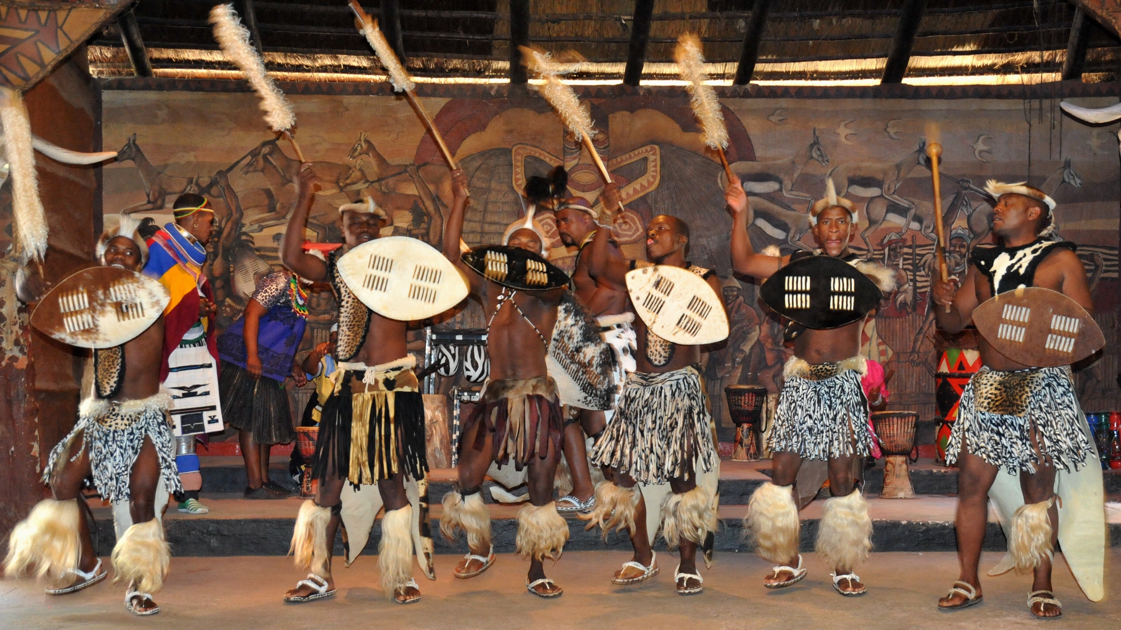 aha Lesedi Cultural Village