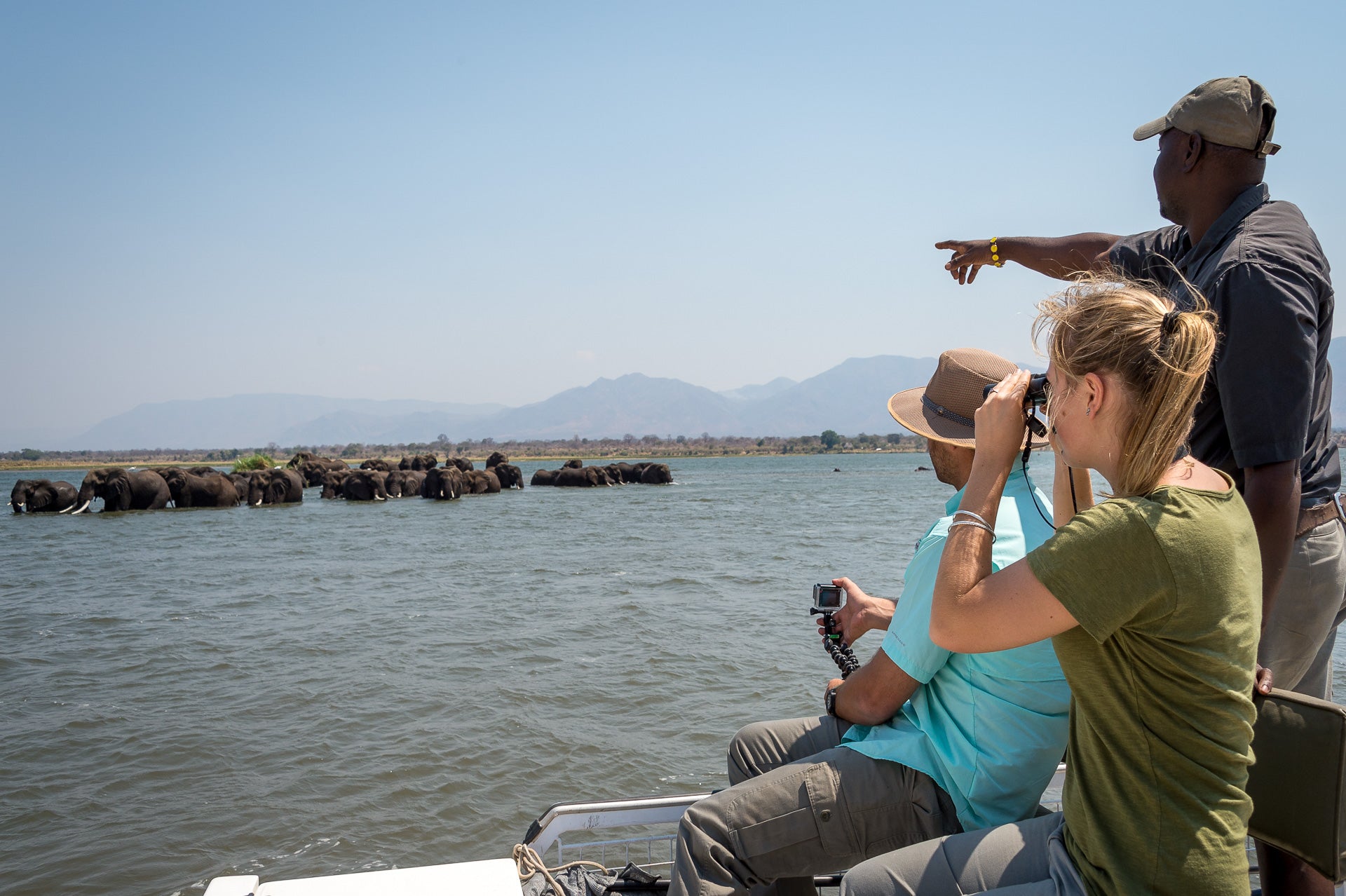 Wilderness Little Ruckomechi – River Cruise *